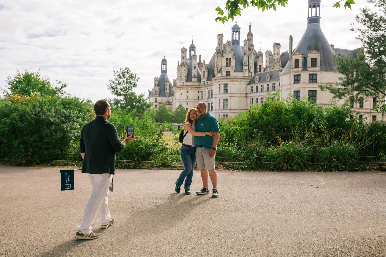 From Paris: Full-Day Loire Valley Chateaux Tour